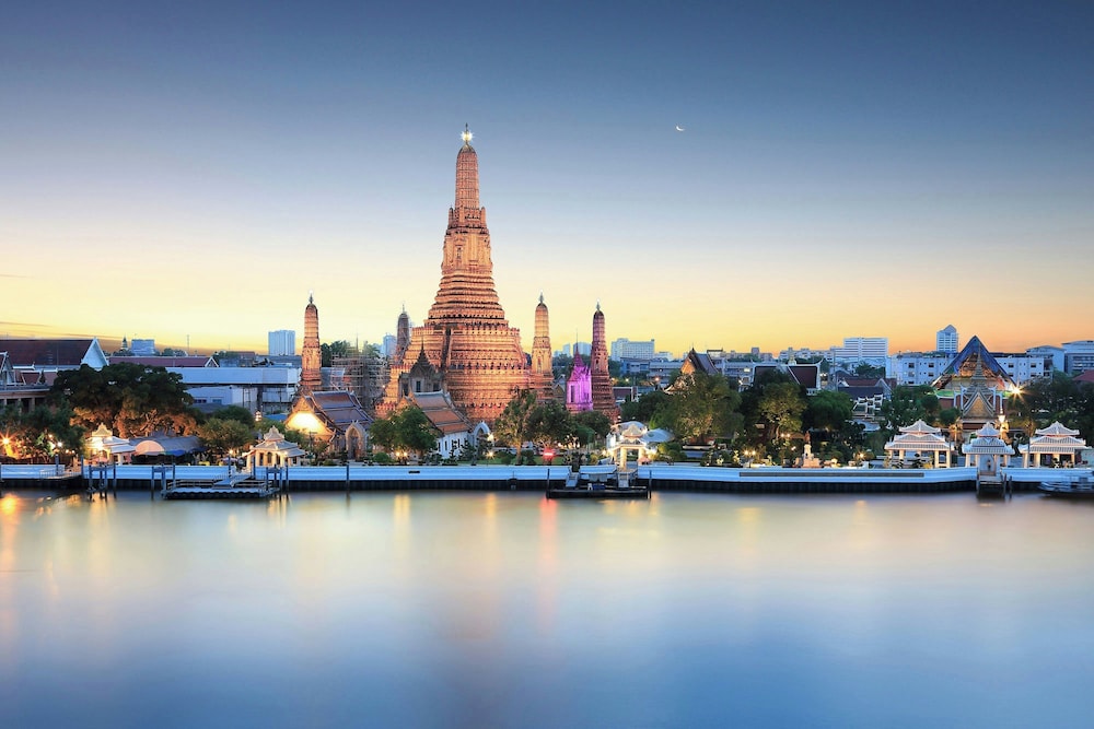The Ritz-Carlton, Bangkok 40/45