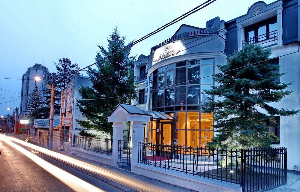 Garni Hotel Vozarev in BELGRADE