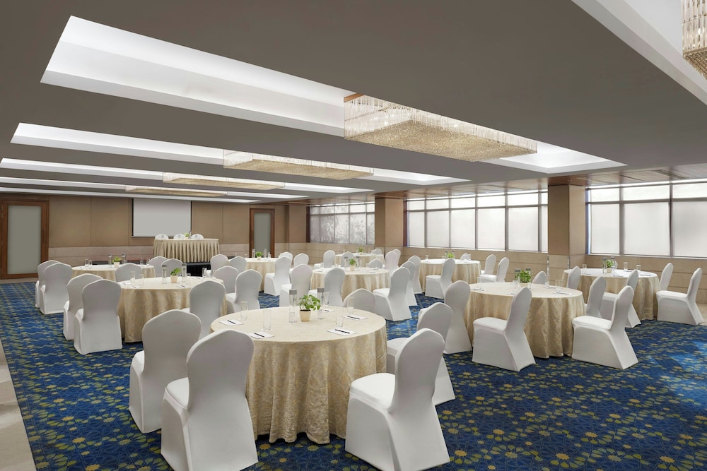 The Fern Residency, Turbhe, Navi Mumbai 29/36