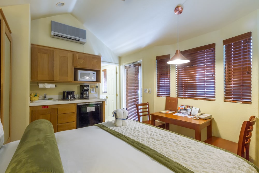 River Pointe Napa Valley Resort 24/43