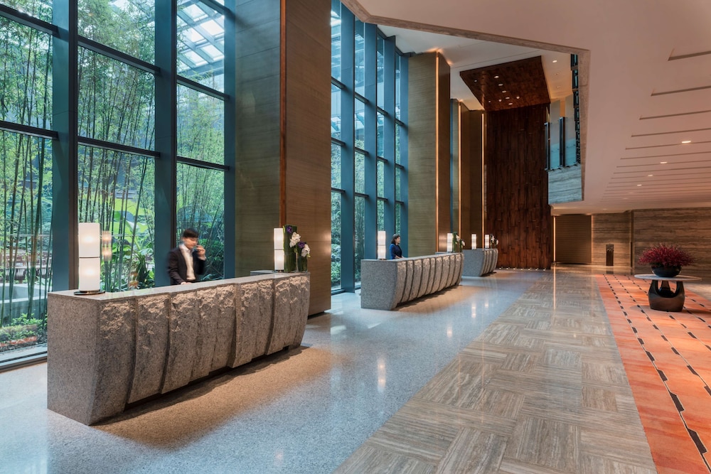 HYATT REGENCY SHANGHAI WUJIAOCHANG 6/75