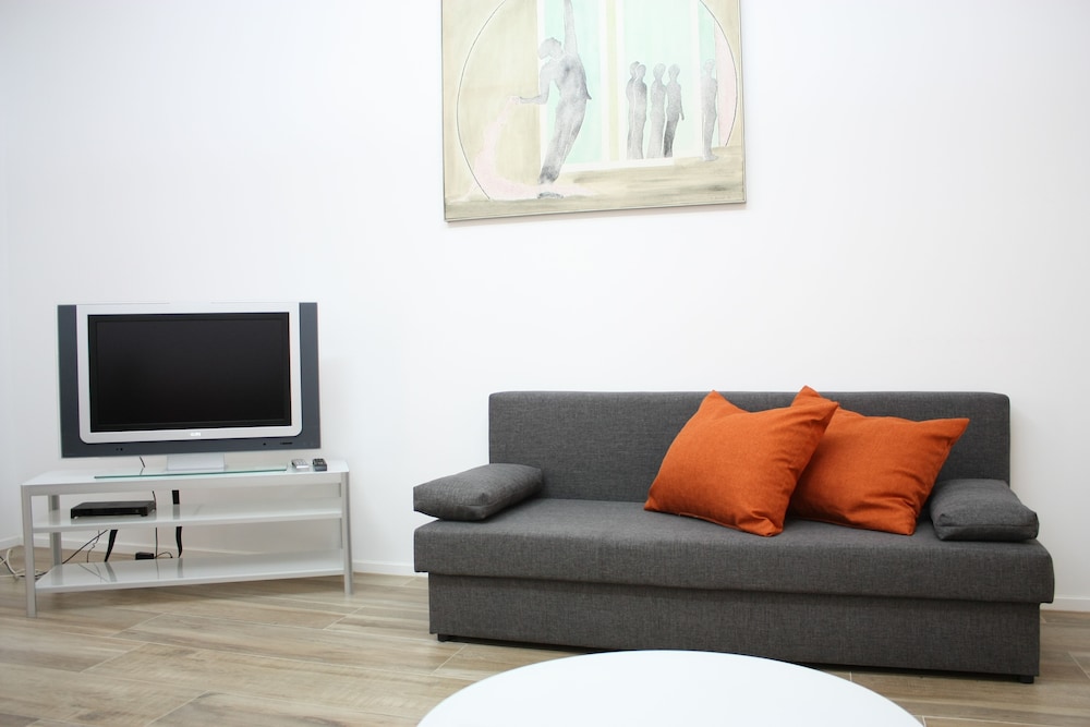 Govienna Luxury Oldtown Apartments 14/24