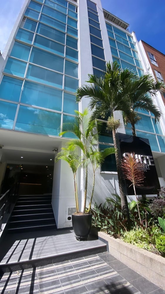 Suite Comfort Hotel 40/65
