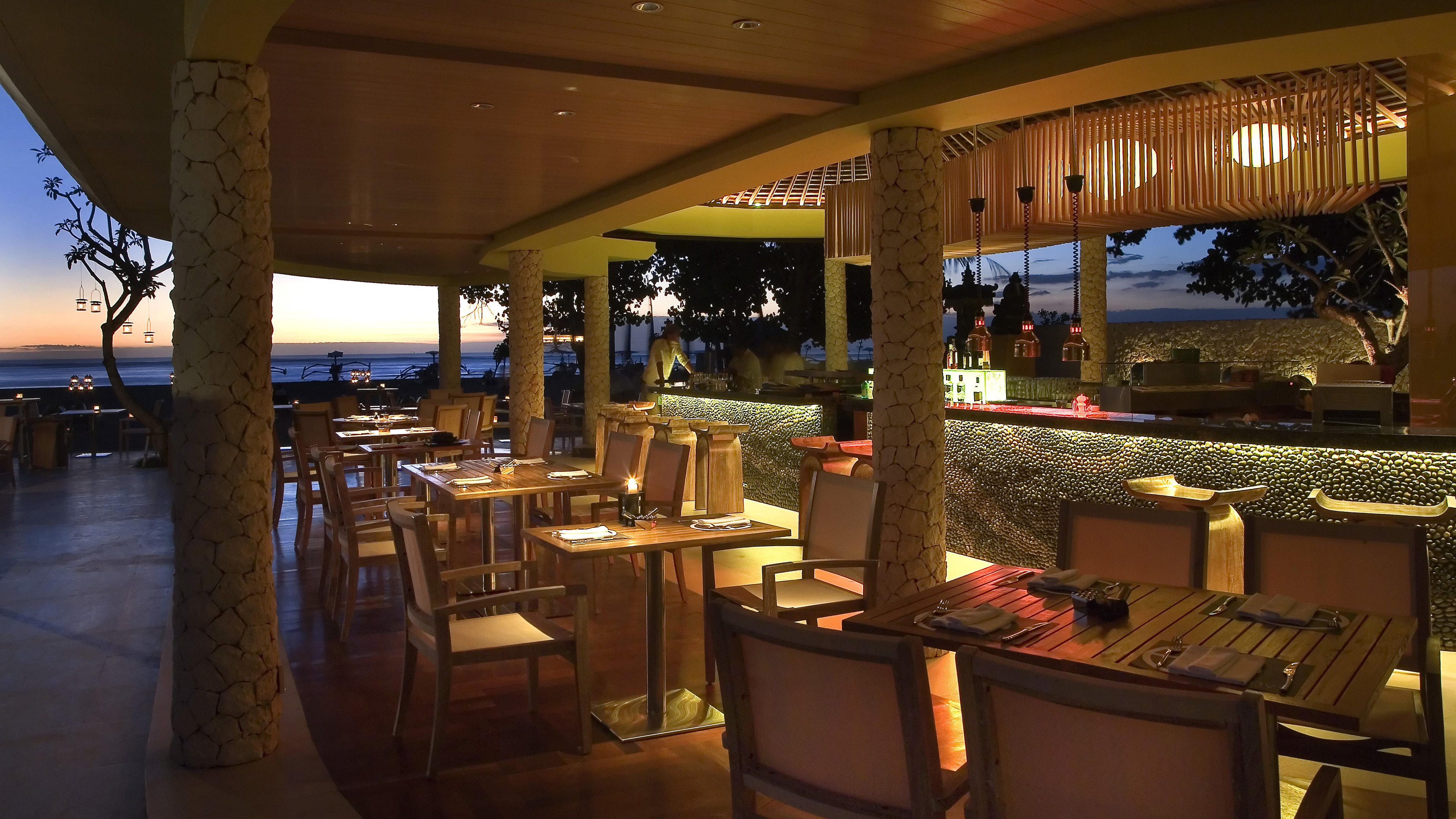 HOLIDAY INN RESORT BARUNA BALI 58/78