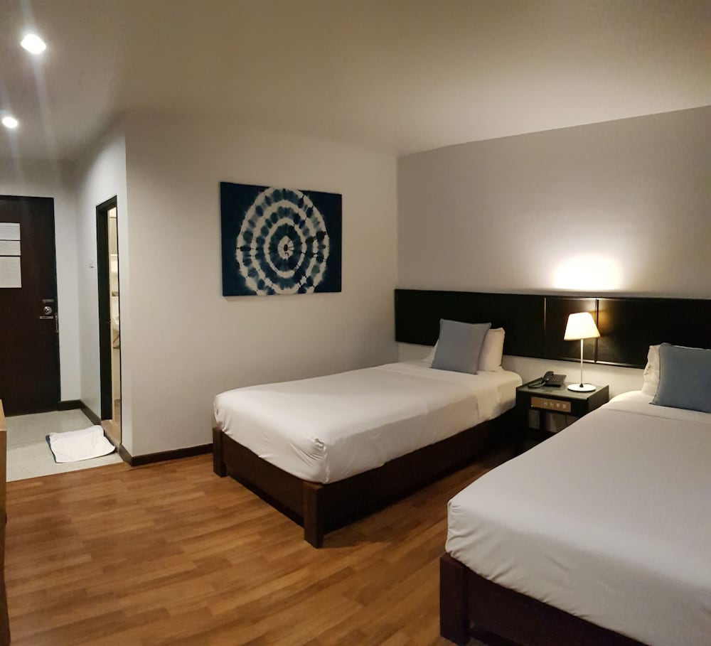 Dusit Hotel 28/50