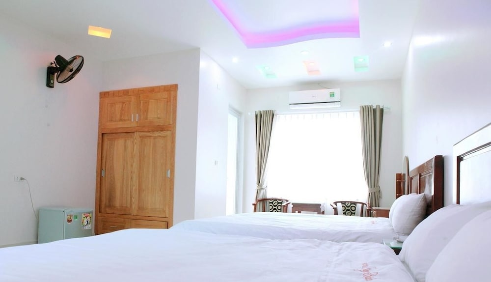 ROOM, QUADRUPLE, BALCONY