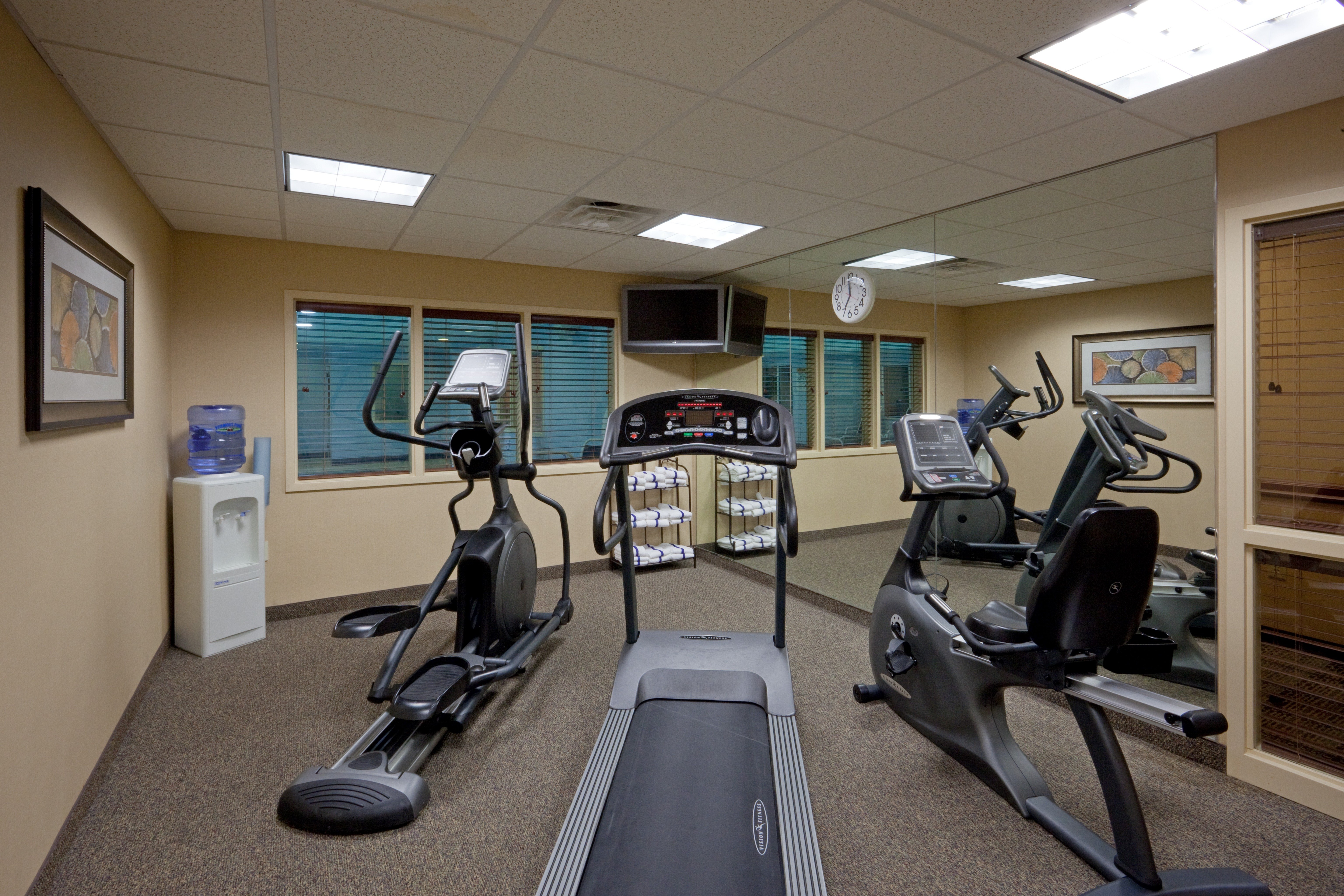 Holiday Inn Express Hotel And Suites Rochester 31/55