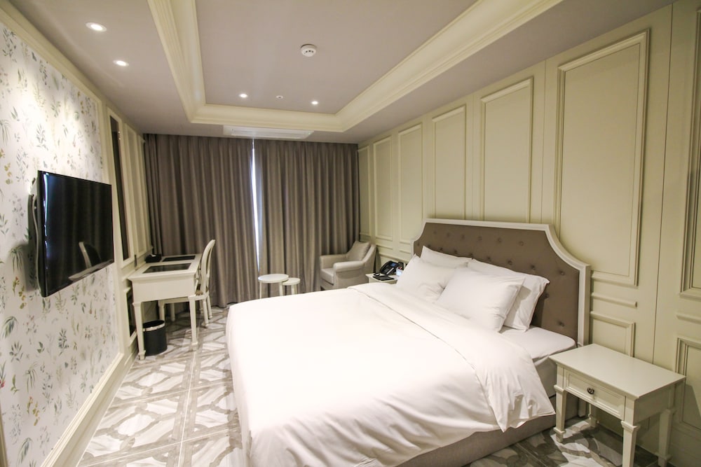 Golden Tulip Ever Yongin 12/39