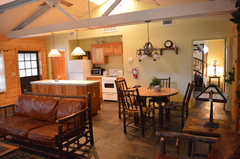 Red Bud Lodge 7/17