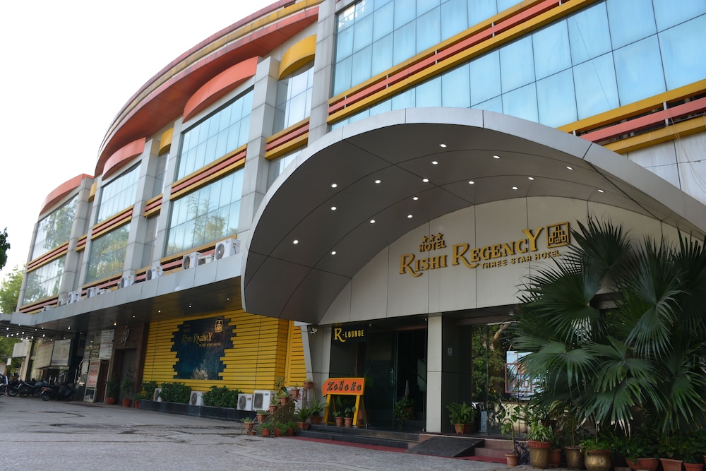 HOTEL RISHI REGENCY 3/32
