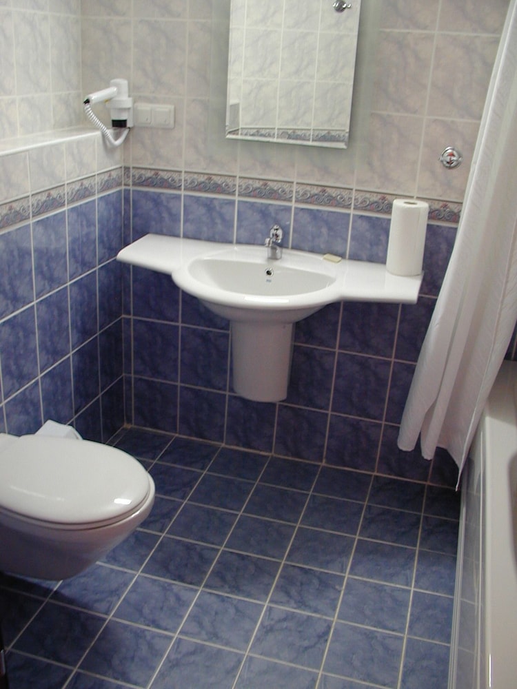 Avos Apartments 18/18