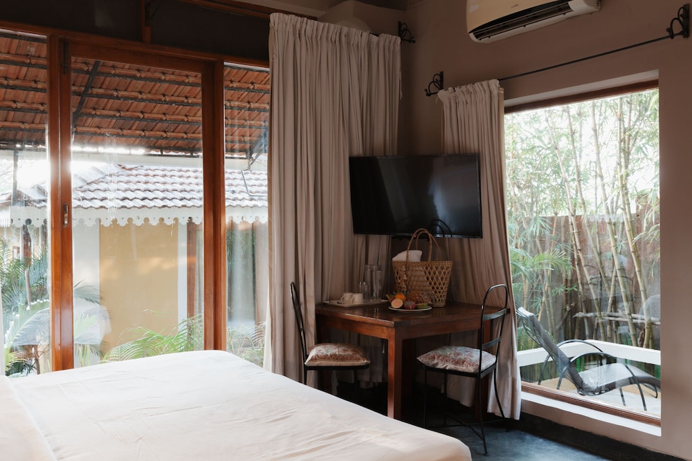 غرفة تنفيذية بسرير كينج بشرفة، Fiesta Beach Resort 7/8