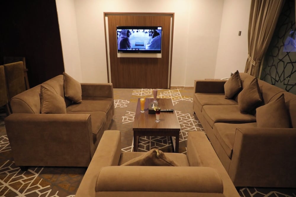 فندق تاج الوجه(Taj Al-Wajh Hotel) 27/32