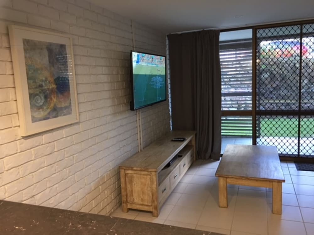 MERRIMA COURT HOLIDAY APARTMENTS 44/74