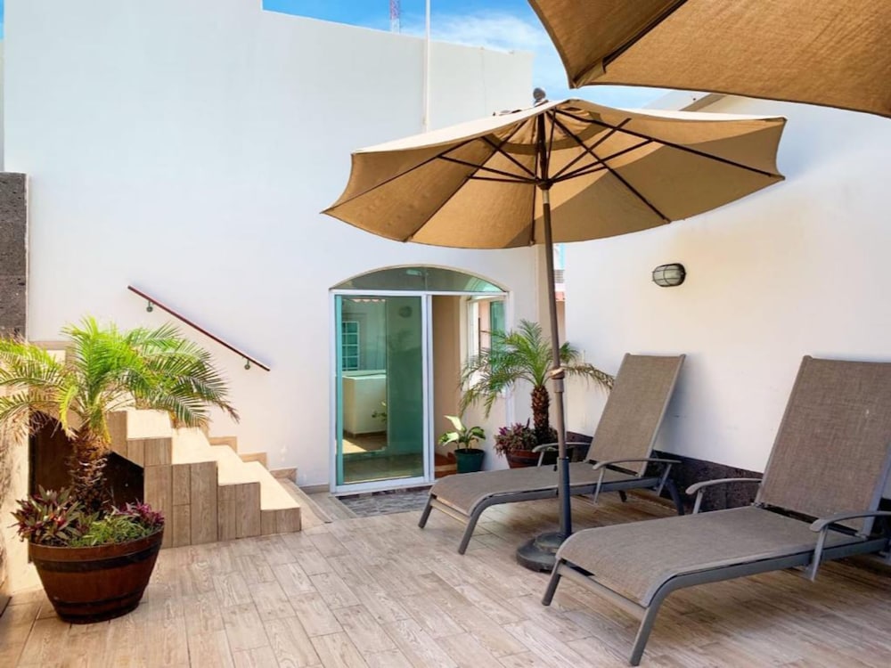 Boca Inn Hotel &amp; Suites 44/66