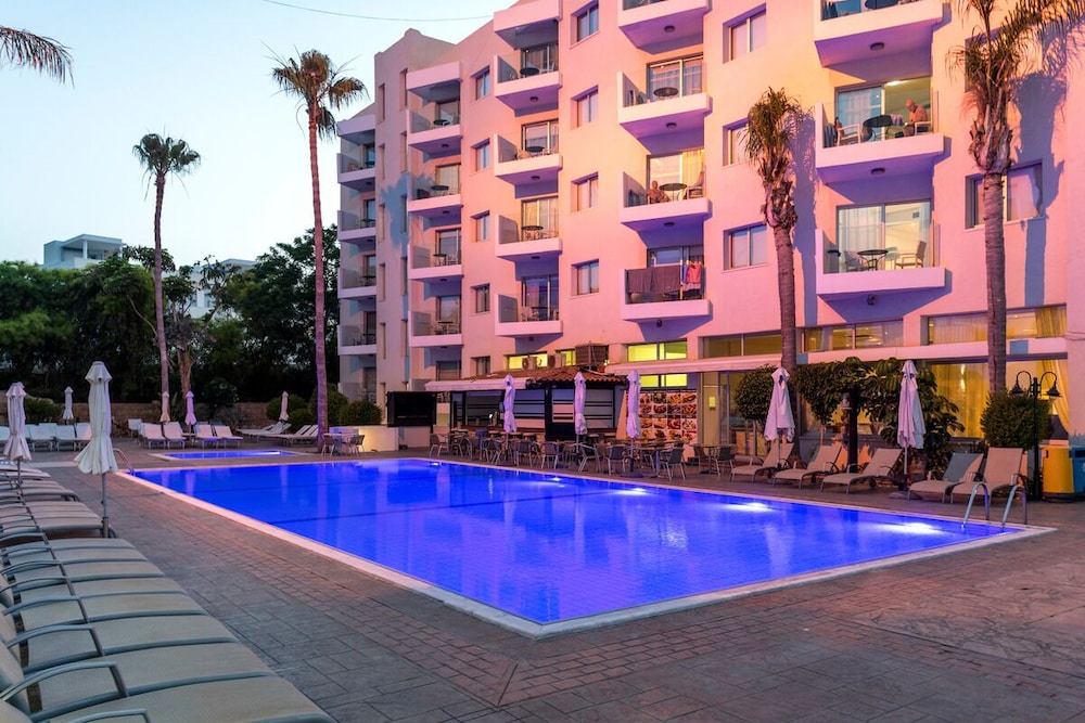ALVA HOTEL APARTMENTS 3/54