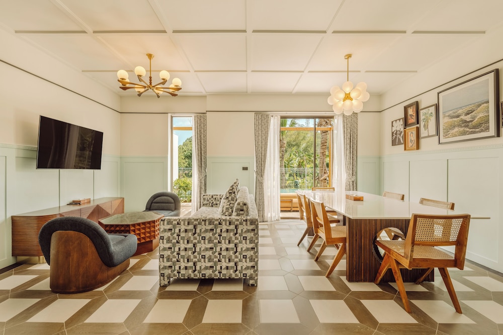 Sugar Marina Resort-LAGOON-Villas, Naiyang Beach 75/91