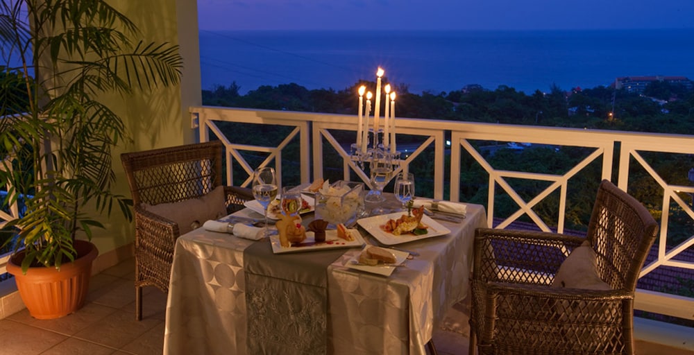 Sandals Ochi Beach Resort All Inclusive (Couples Only) 36/50