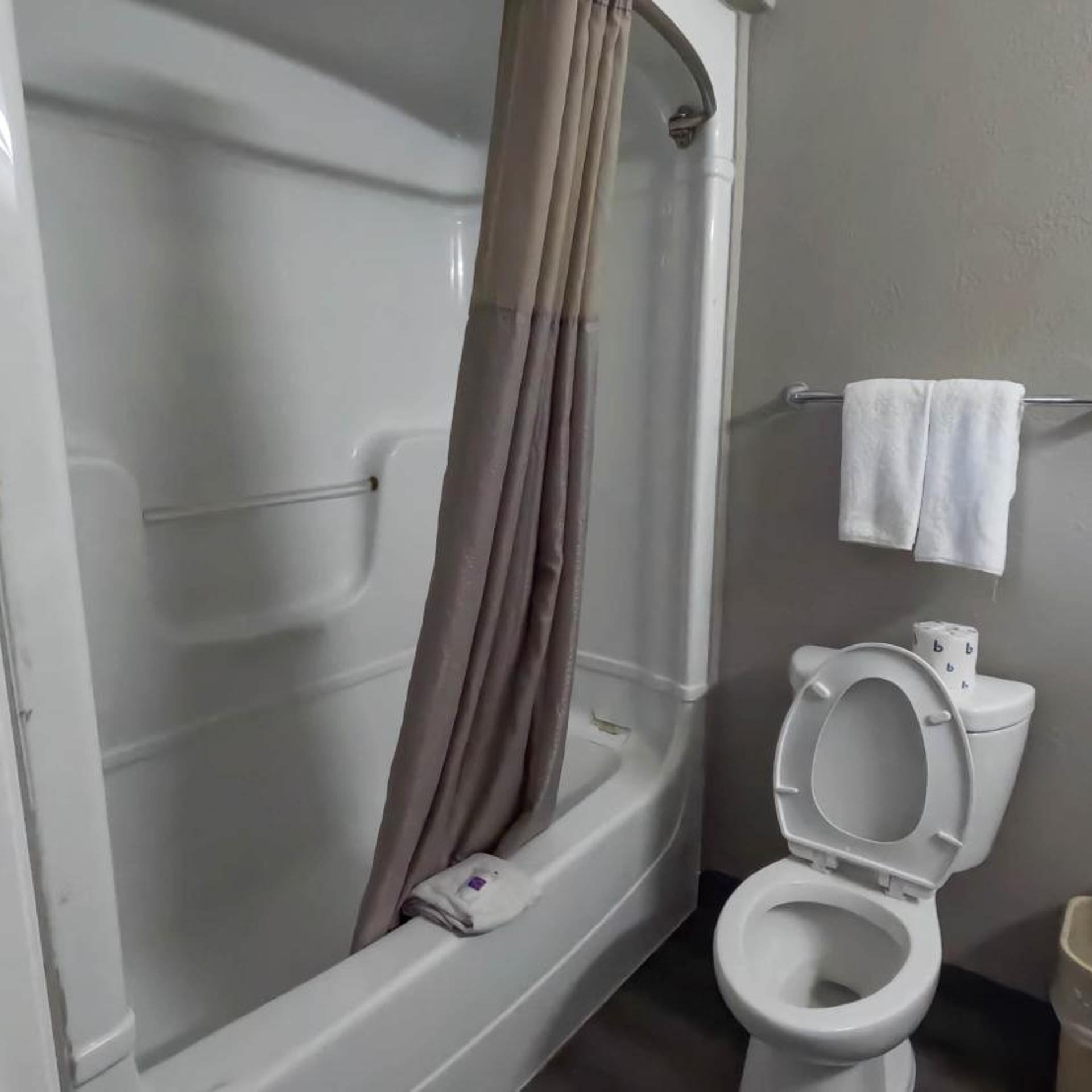 غرفة ديلوكس رباعية، Studio6 Brownsville, TX 8/9
