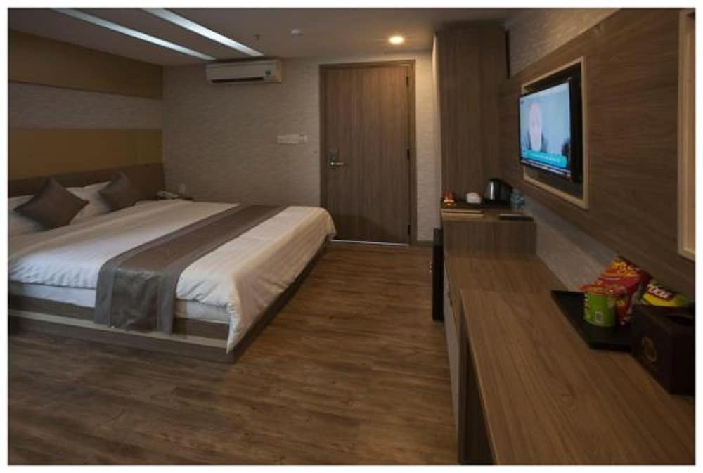 New Sun Hotel 13/50