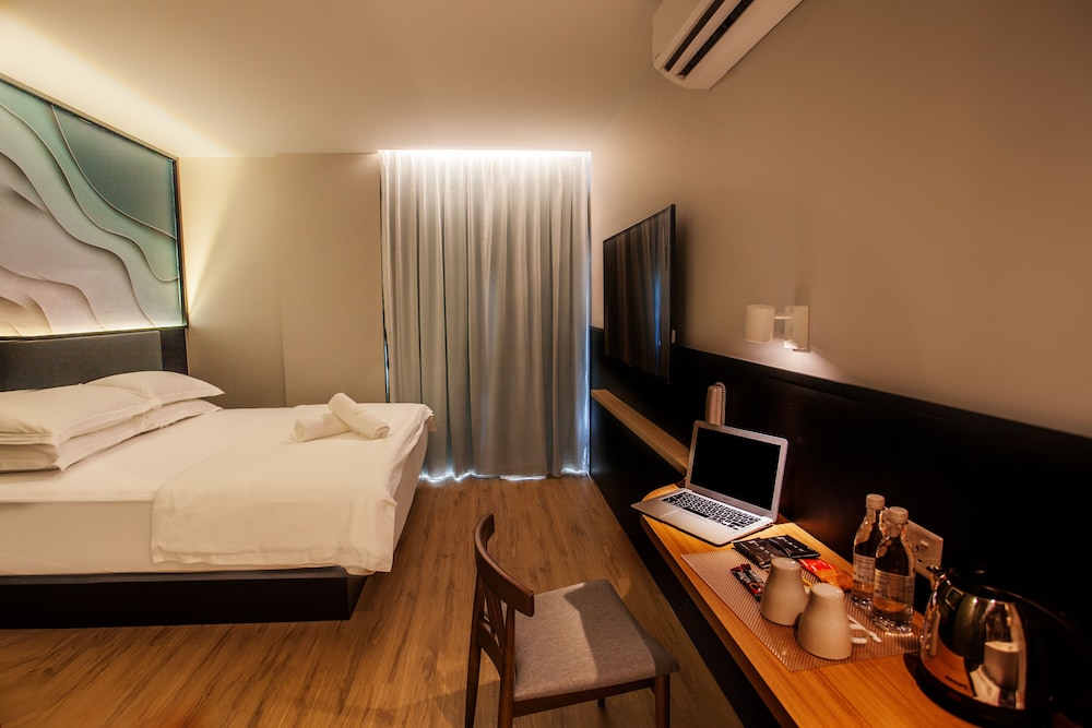 Hako Hotel (Mount Austin) 15/32