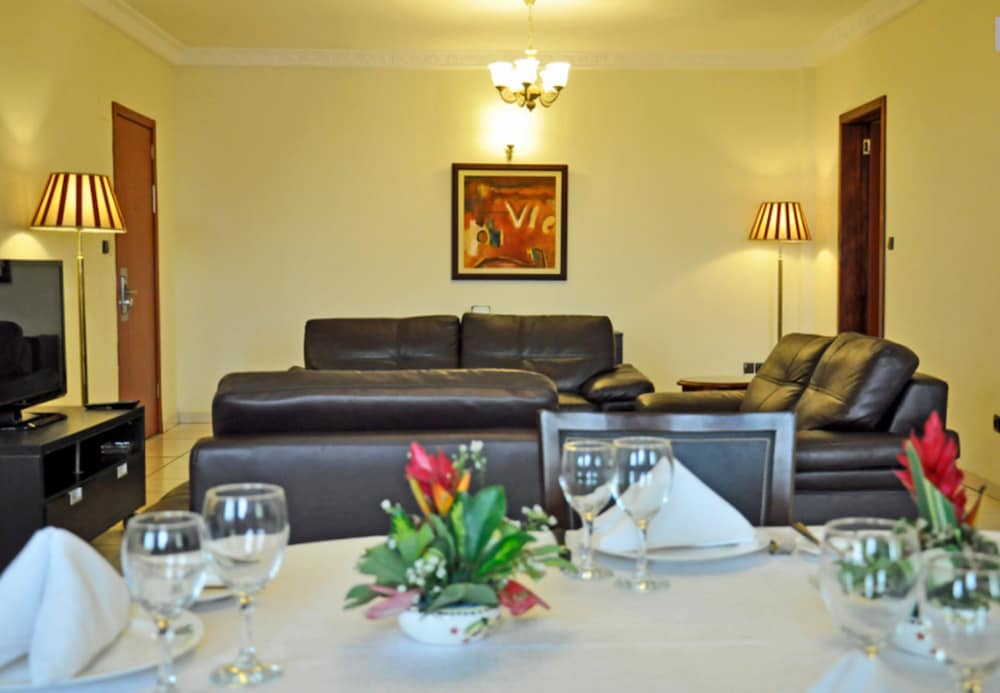 Hotel Prince de Galles 17/26