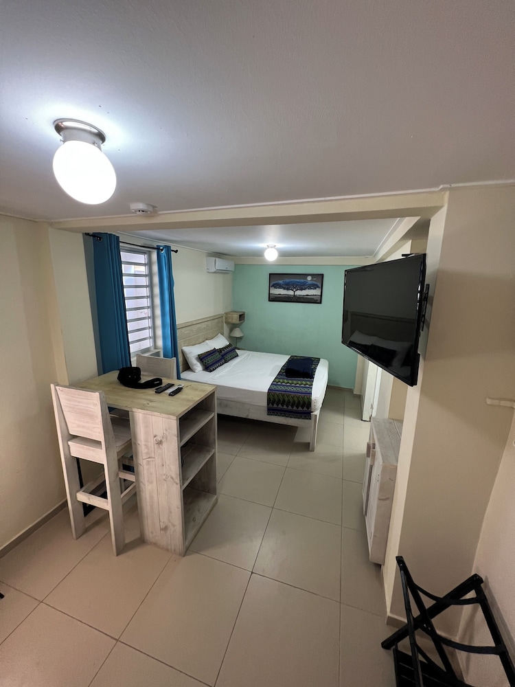 Mustique Suites Curacao 38/50