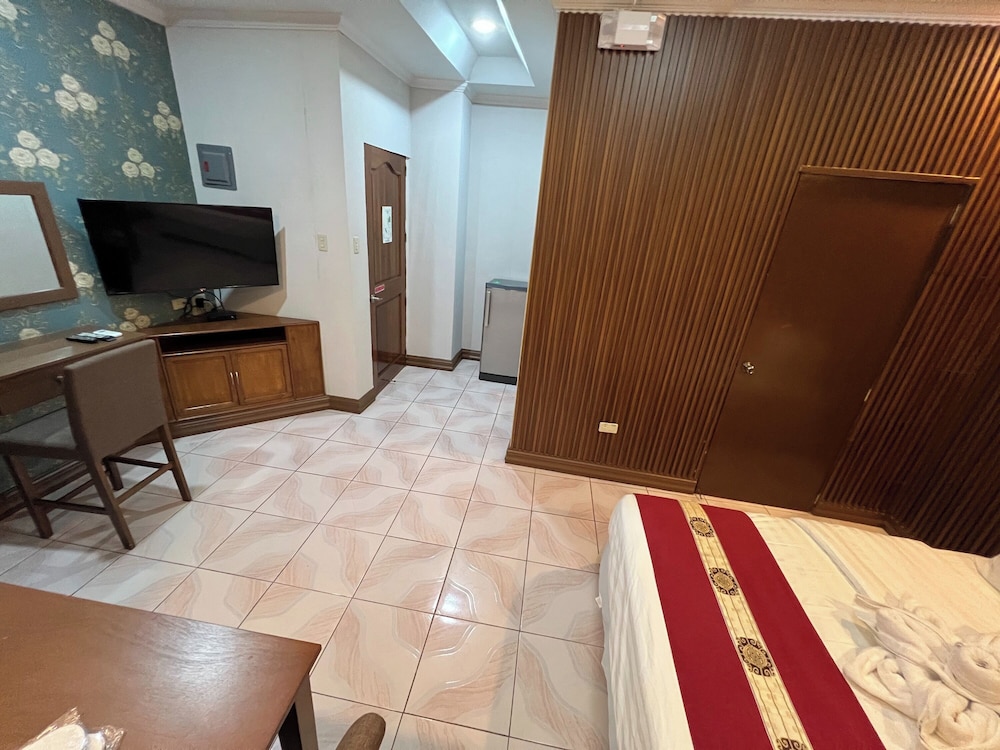 Rossa Hotel 39/50