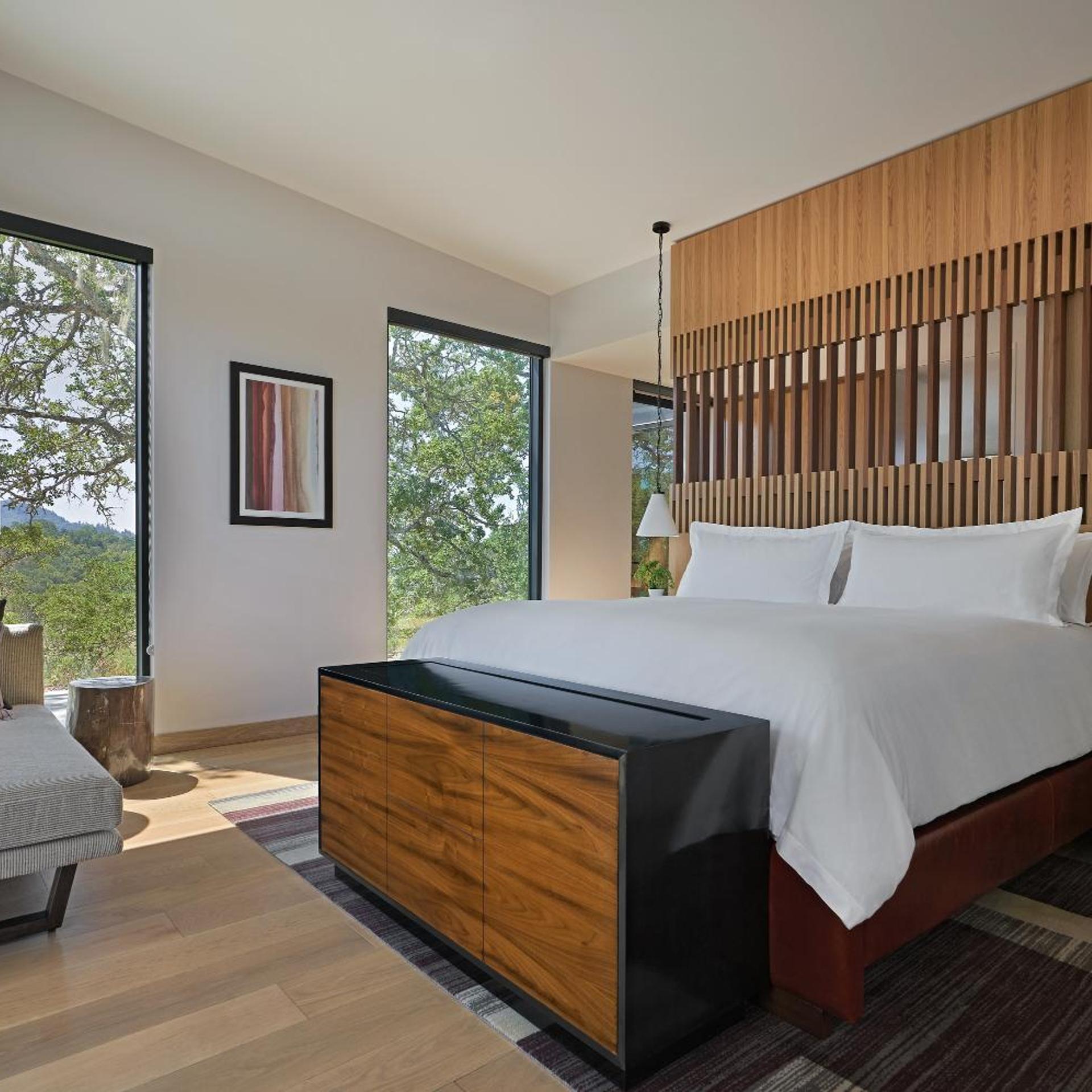 Room, Guest House