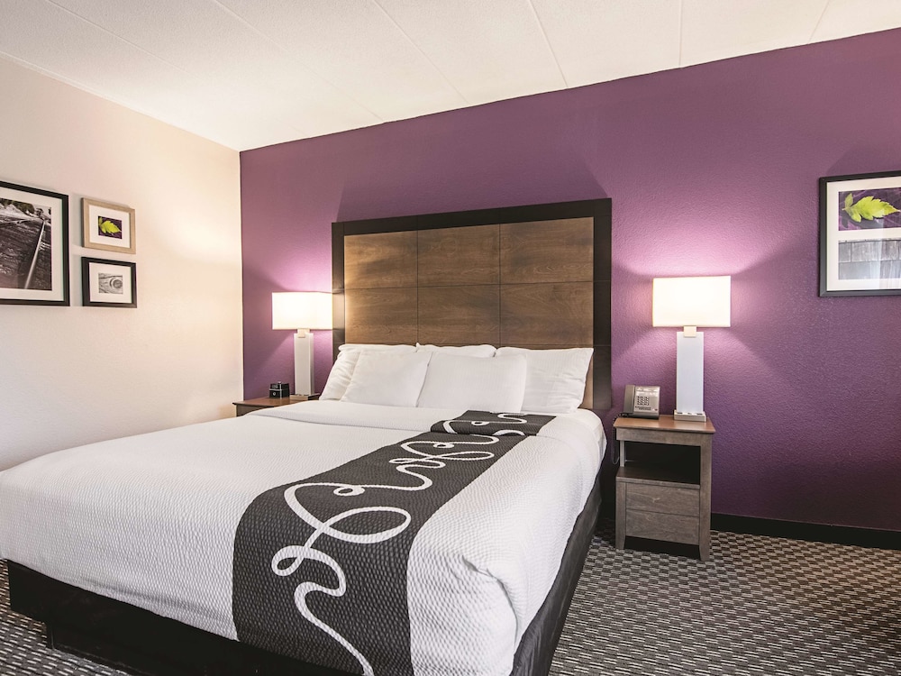 La Quinta Inn and Suites by Wyndham Portland 21/50