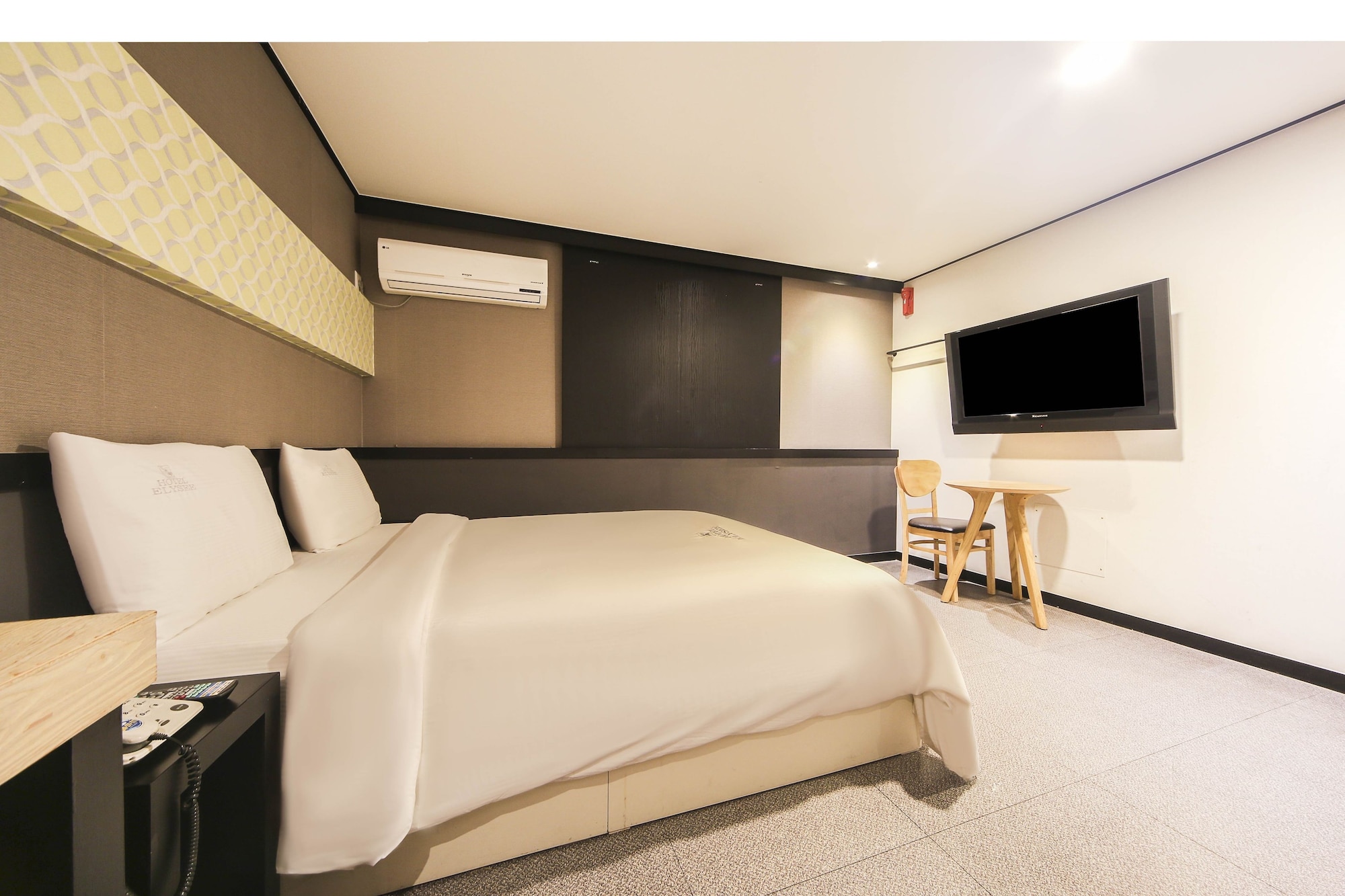 STANDARD, DOUBLE BED