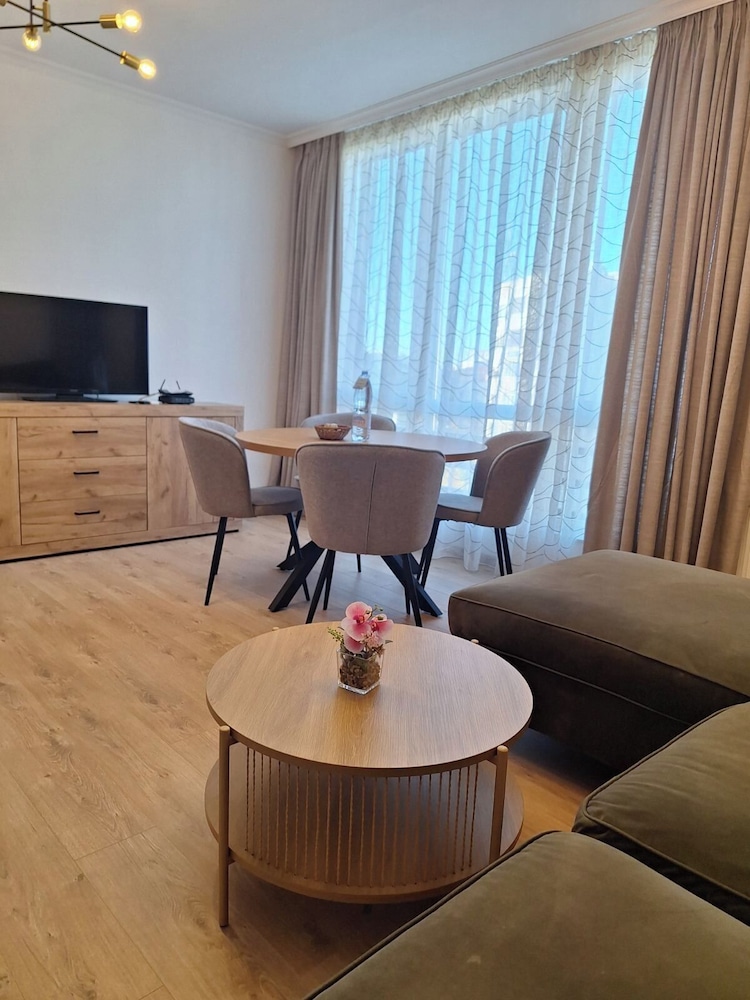 Apartments Mladost 1A-554 29/50