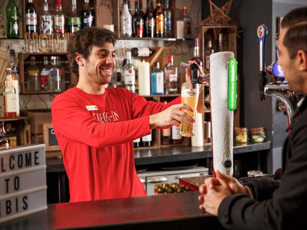Ibis London Luton Airport 32/49