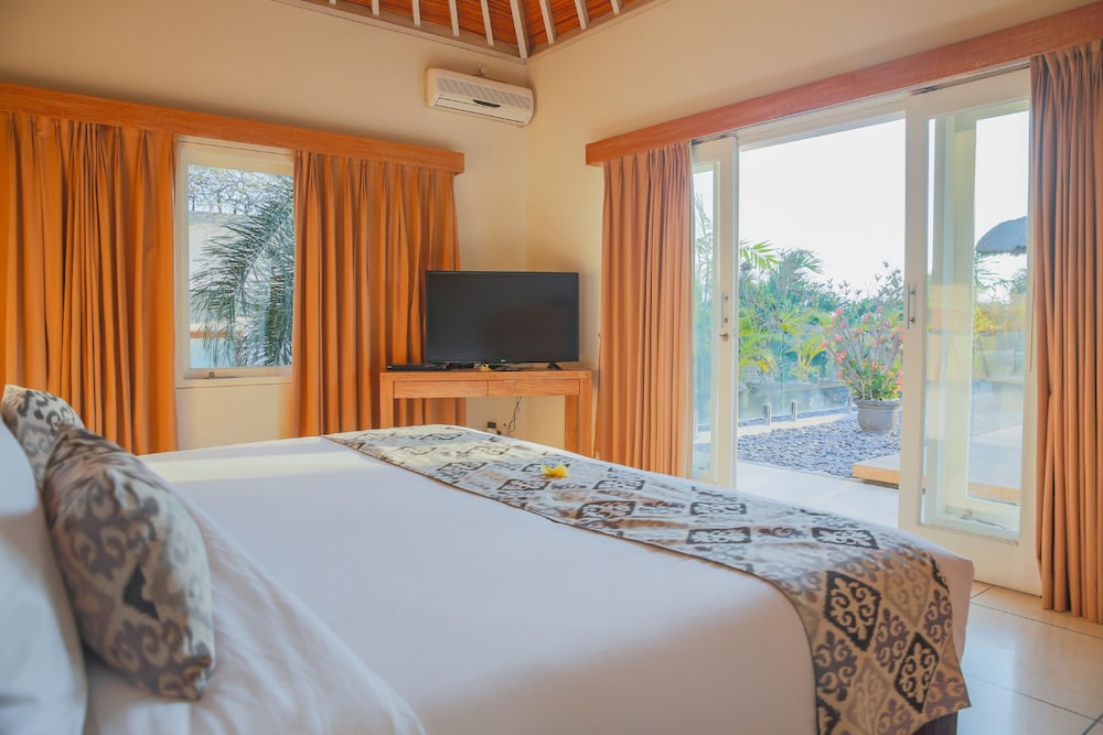 Villa La Luvier 8/27