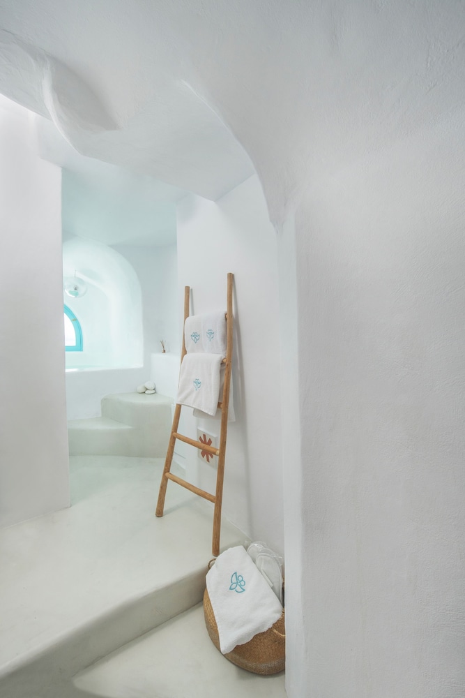 Sophia Oia Villa 18/35