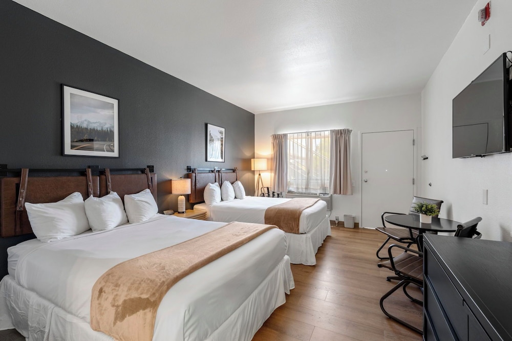 Adventure Inn Durango 17/52