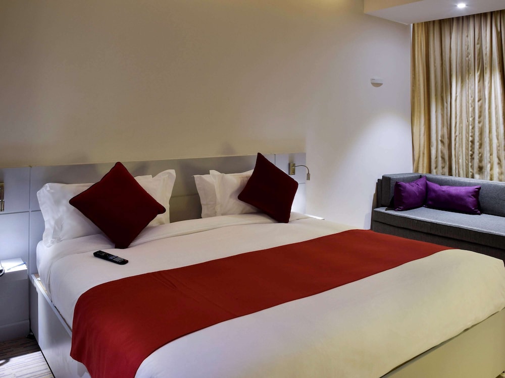 أجنحة نوفوتيل الرياض ديار(Sunday Hotel Al Olaya formerly Novotel Suites Riyadh Centre) 13/75