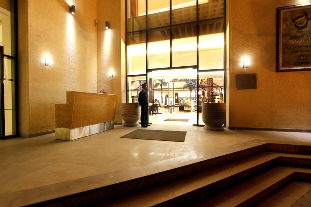 St Laurn Meditation And Spa 34/50