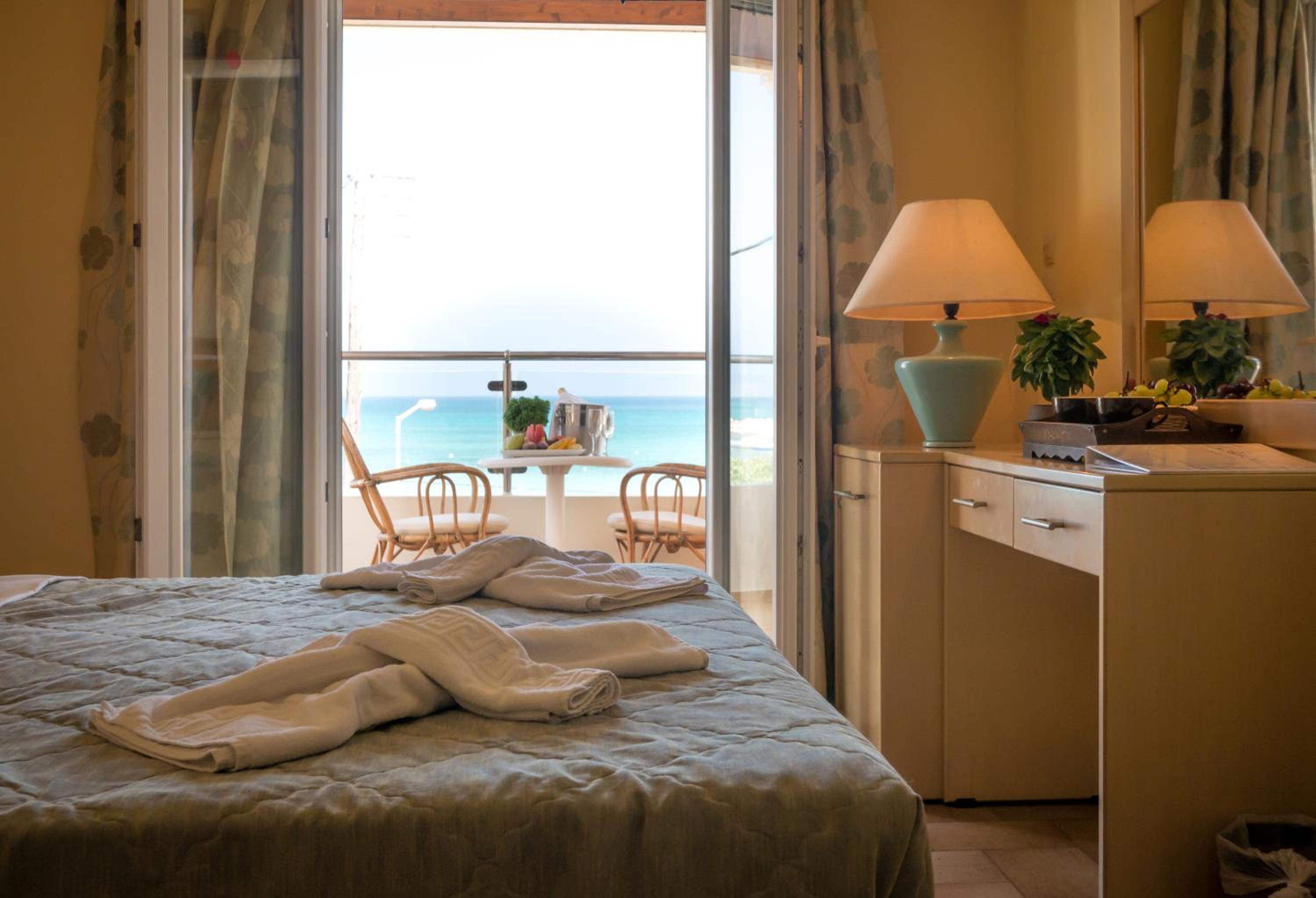 Superior, Double Bed, Sea View