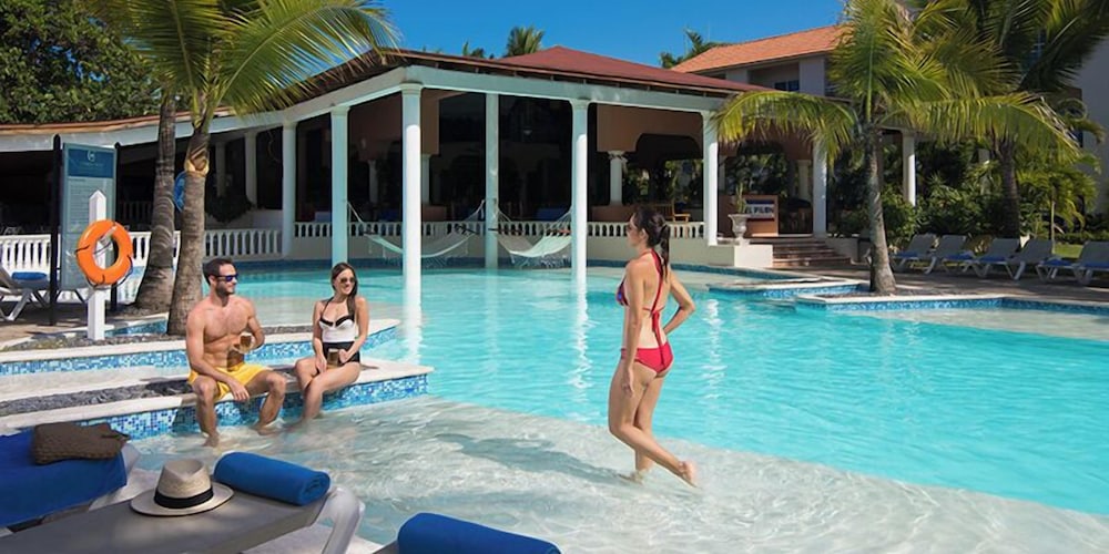 Cofresi Palm Beach and Spa Resort All Inclusive 56/66