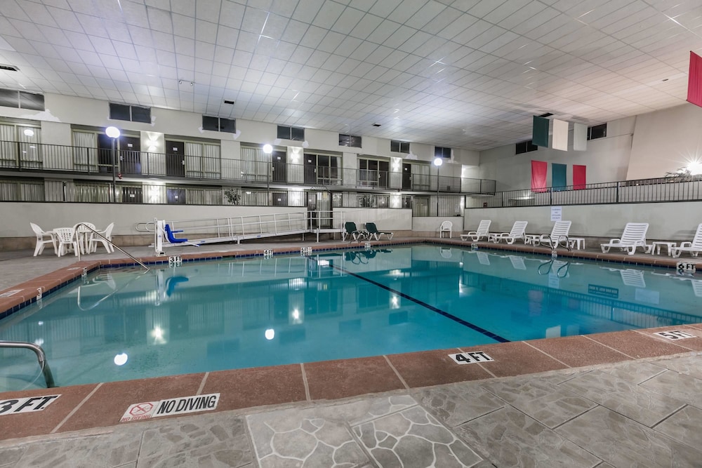 Ramada By Wyndham Odessa Near University Of Texas Permian 2/39