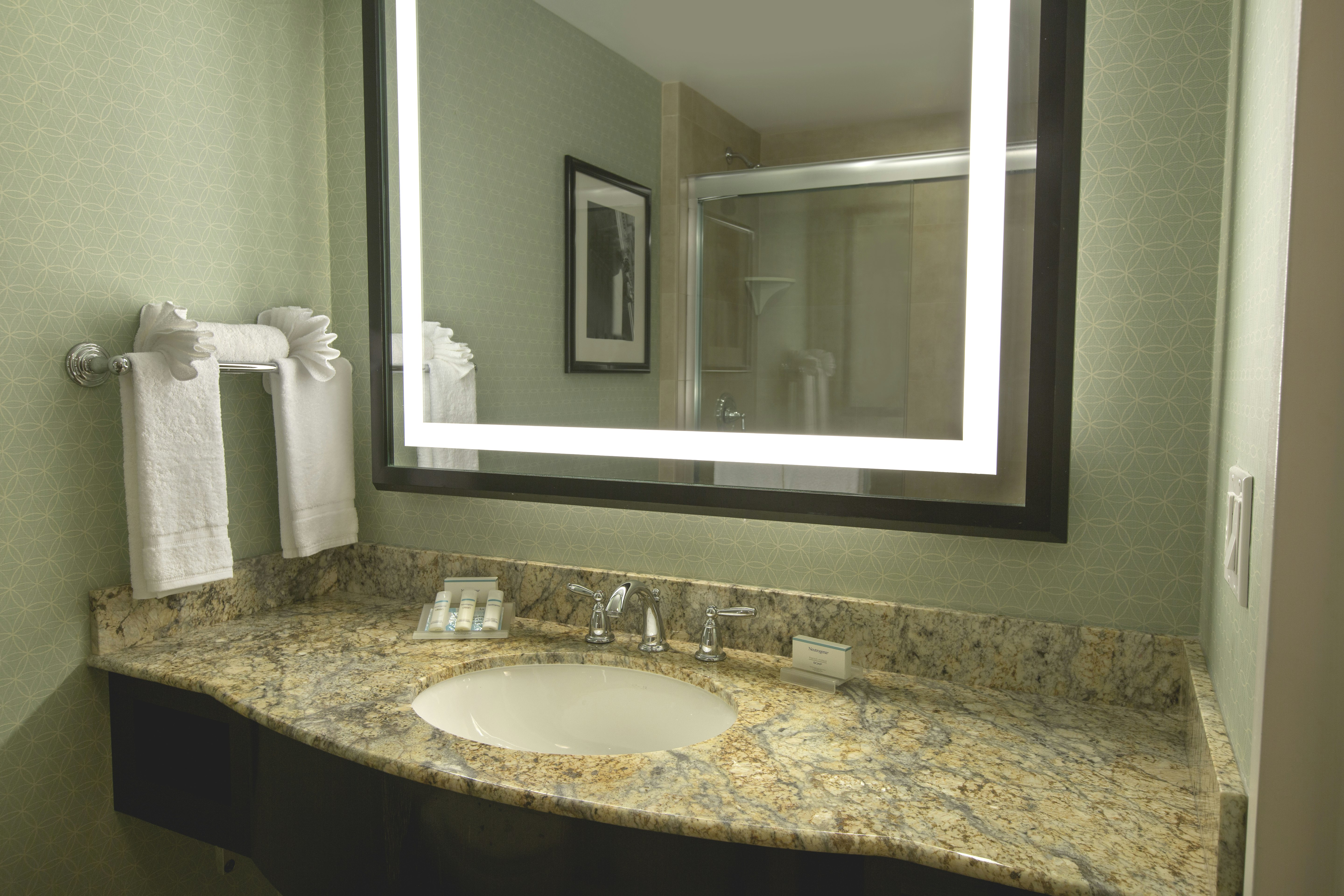 ROOM, 2 QUEEN BEDS, ACCESSIBLE