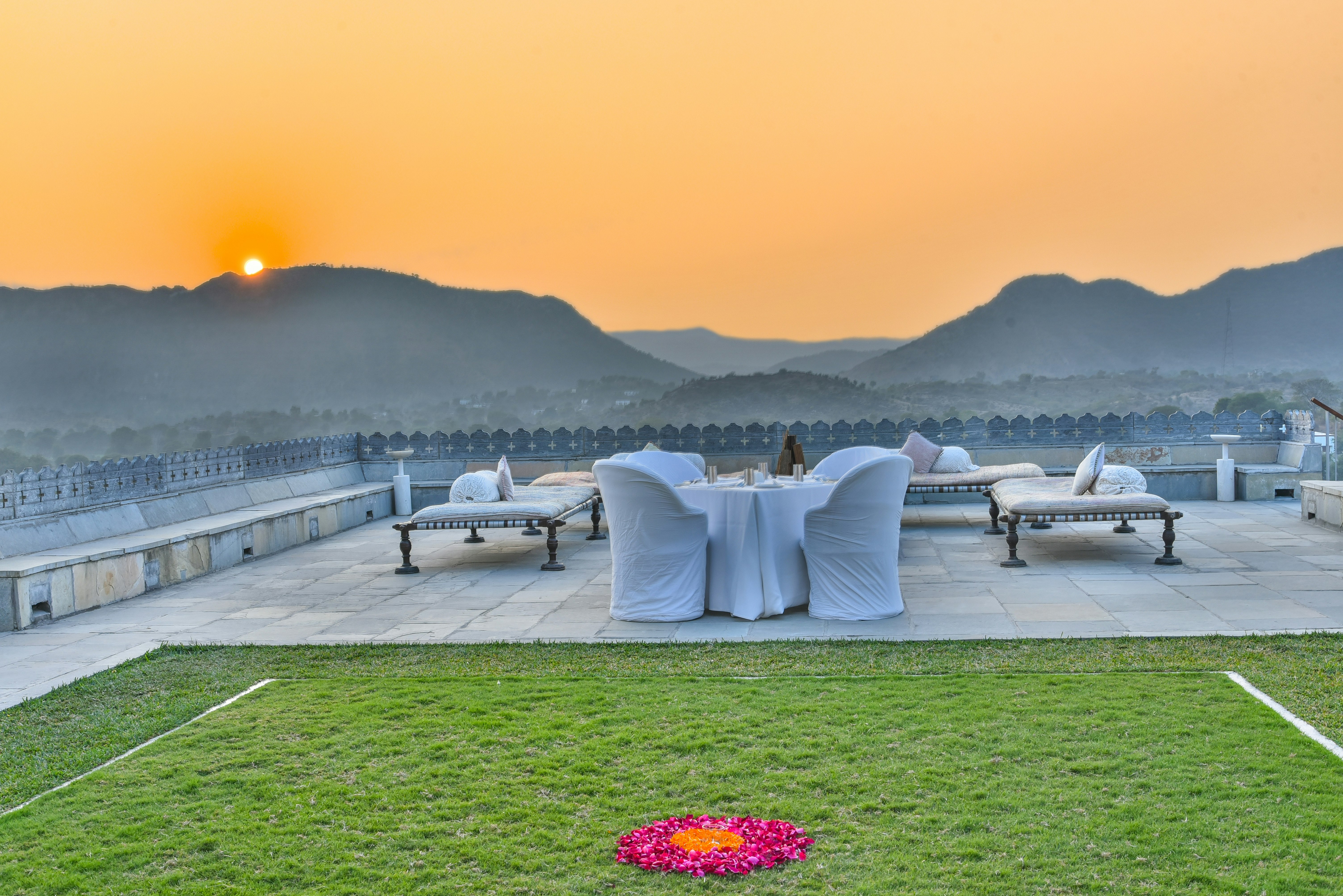 RAAS DEVIGARH(Formerly - DEVI GARH BY LEBUA) 59/70
