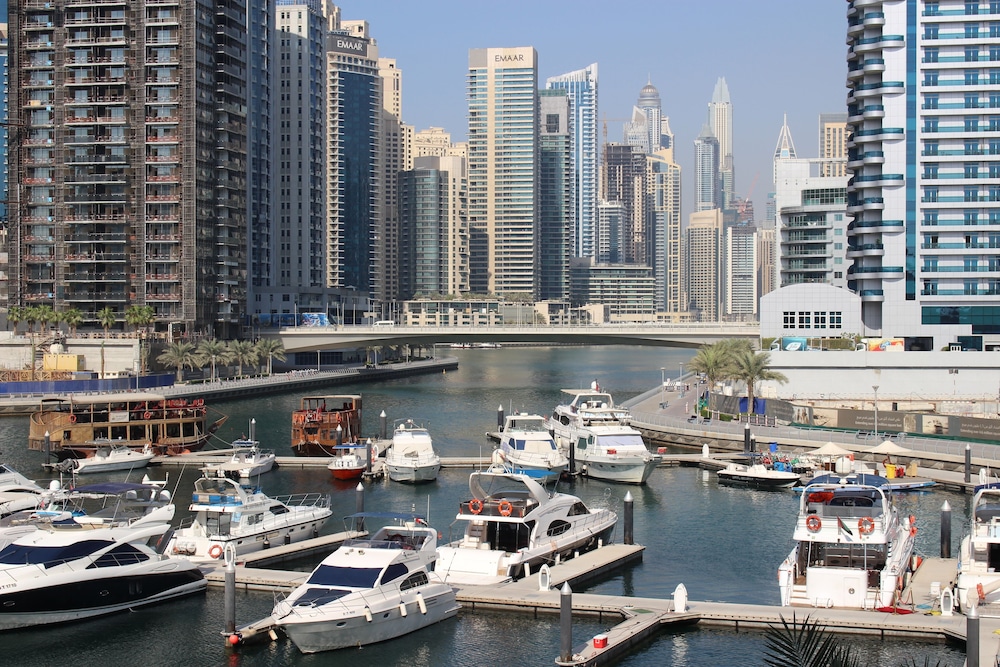 Signature Hotel Apartment Spa Marina 57/60