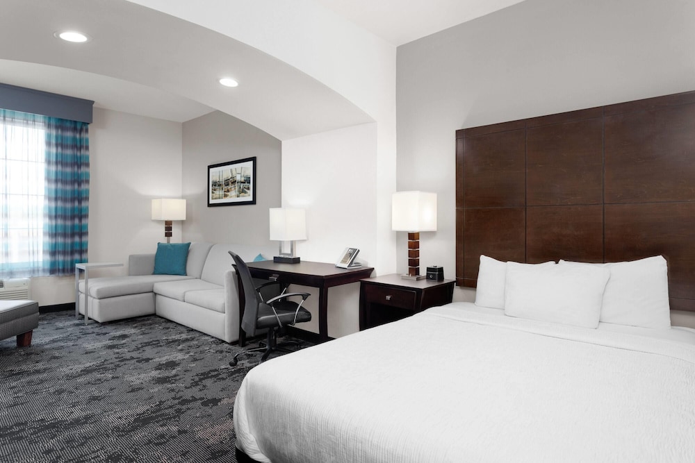 La Quinta Inn & Suites by Wyndham Columbus - Edinburgh 18/59