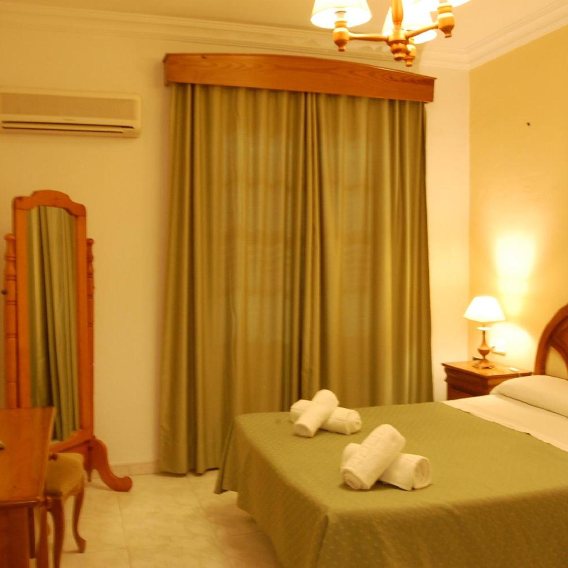 غرفة مفردة، Hotel Antonio Conil 2/5