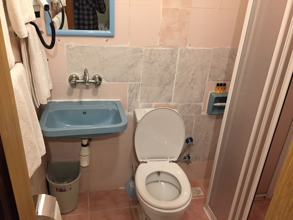 Istanbul Paris Hotel And Hostel 31/74