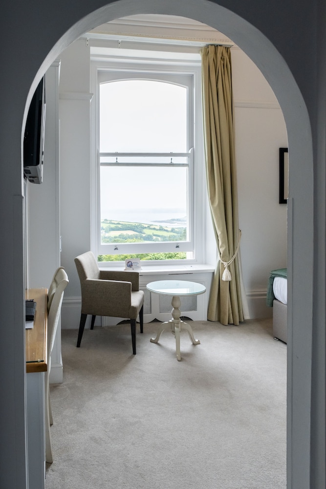 Trenython Manor 47/59