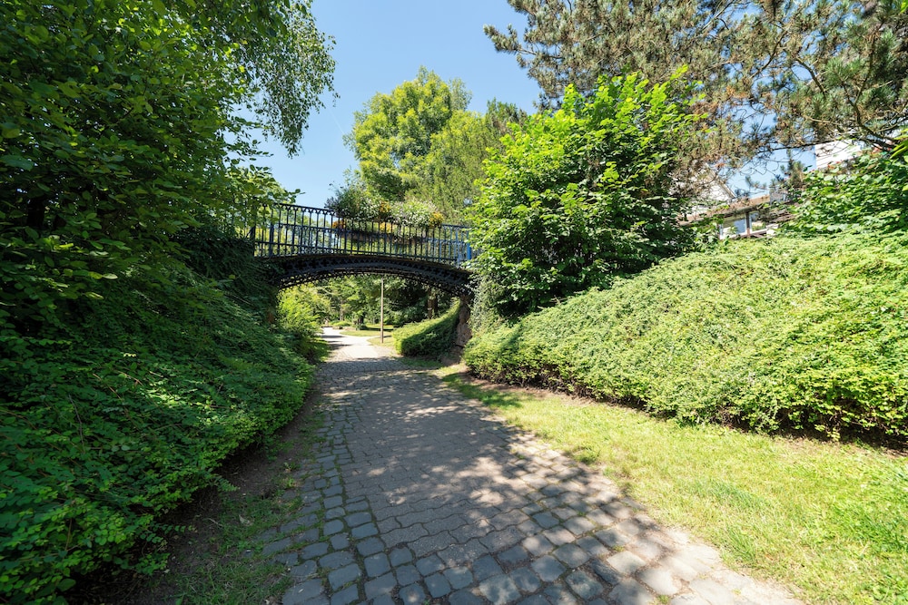 Du Parc 62/64