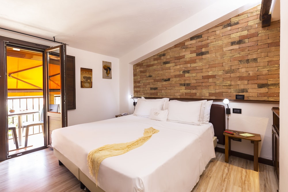 Hotel Rocca della Sena 39/51